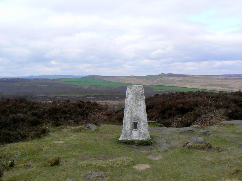 Birchen Edge trig with Curabr and White Edges behind. Birchen Edge trig with Curabr and White Edges behind.